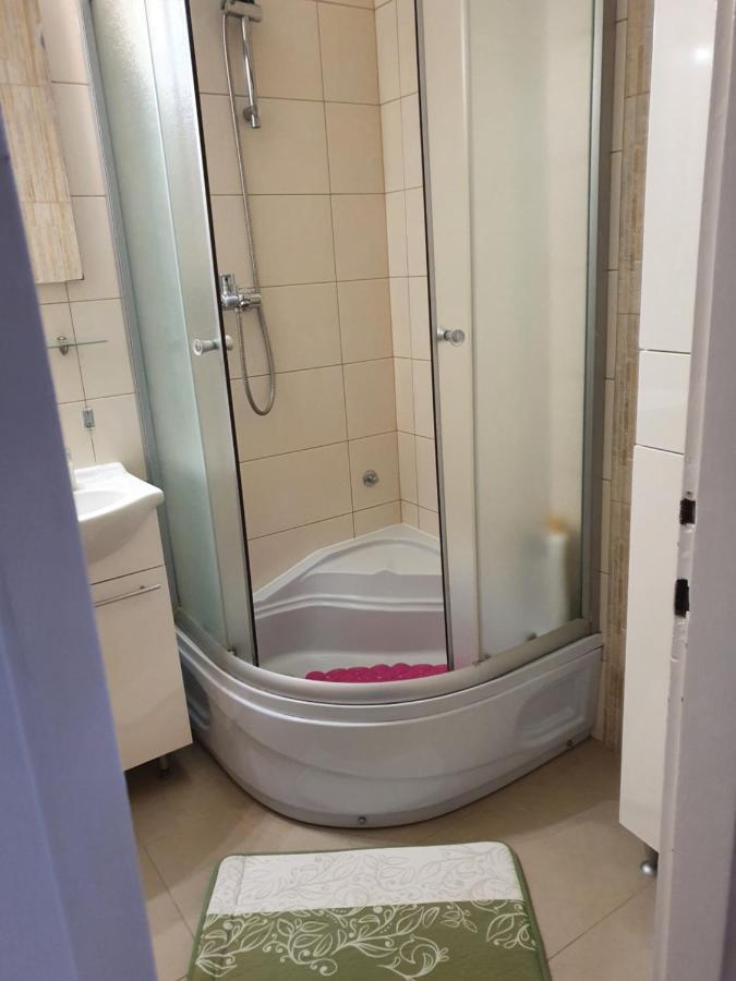 Apartman Noa Knin Exterior foto