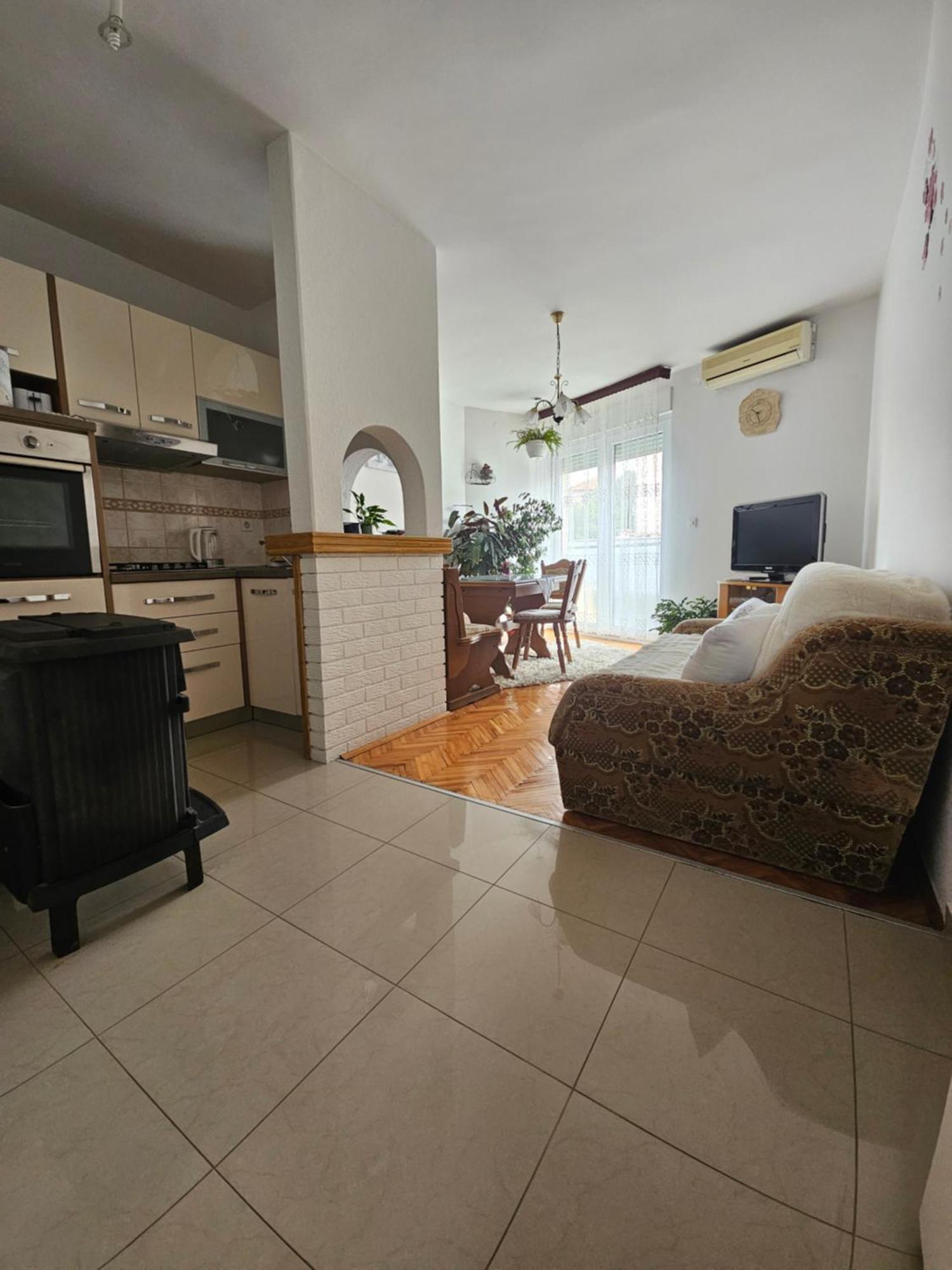 Apartman Noa Knin Exterior foto